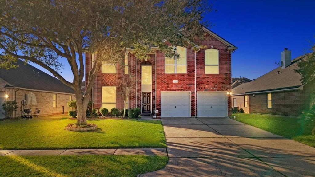 2508 Sun Glen Drive, Pearland, Texas image 2