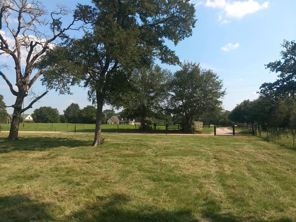 000 Quails Road, Hempstead, Texas image 1