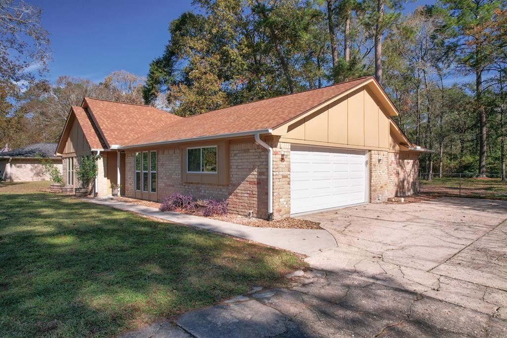 15449 Peacock Ln Lane, Conroe, Texas image 3