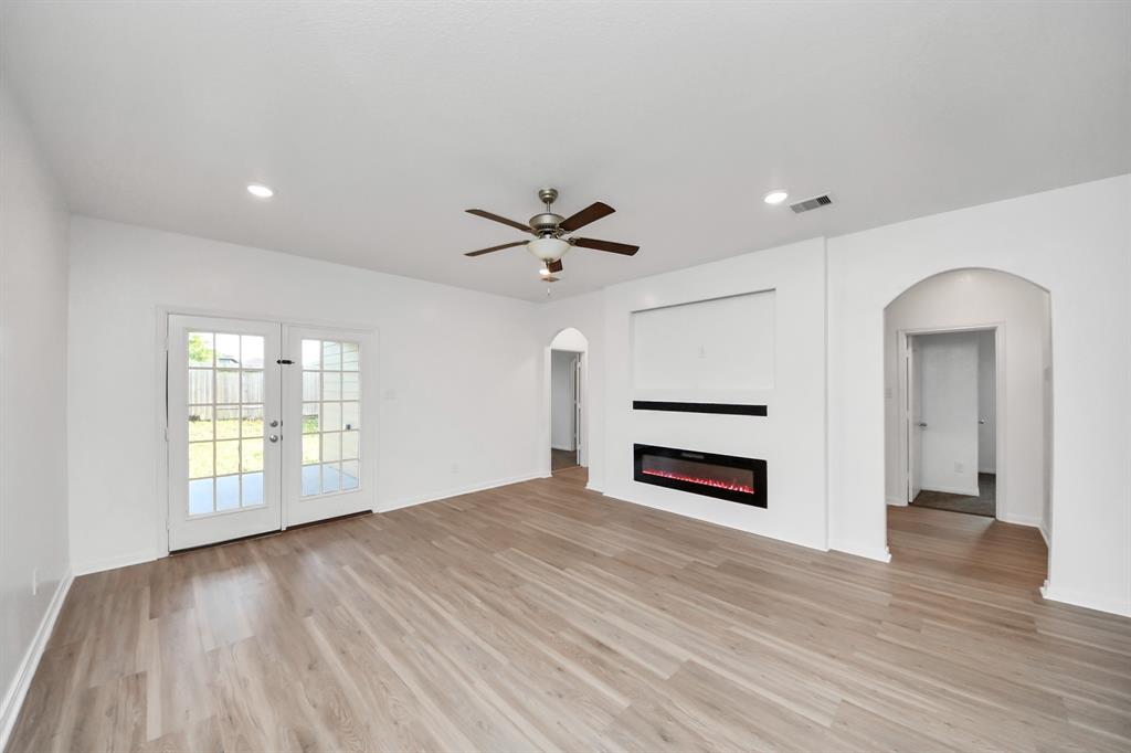 25469 Black Spruce Drive, Cleveland, Texas image 17