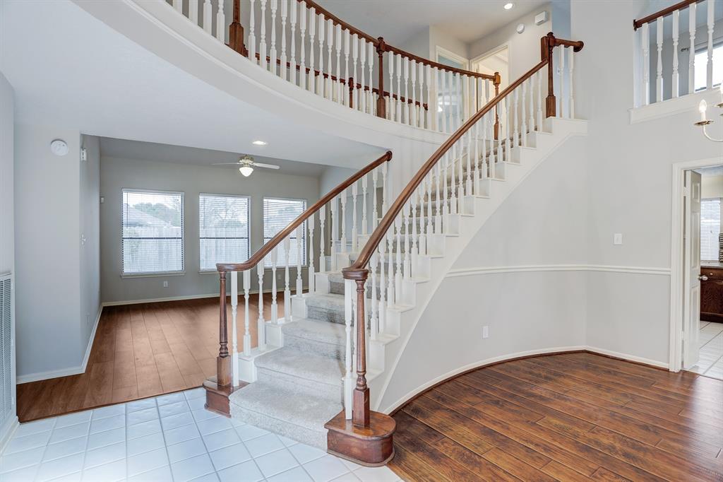 3126 Pebble Bay Drive, League City, Texas image 4