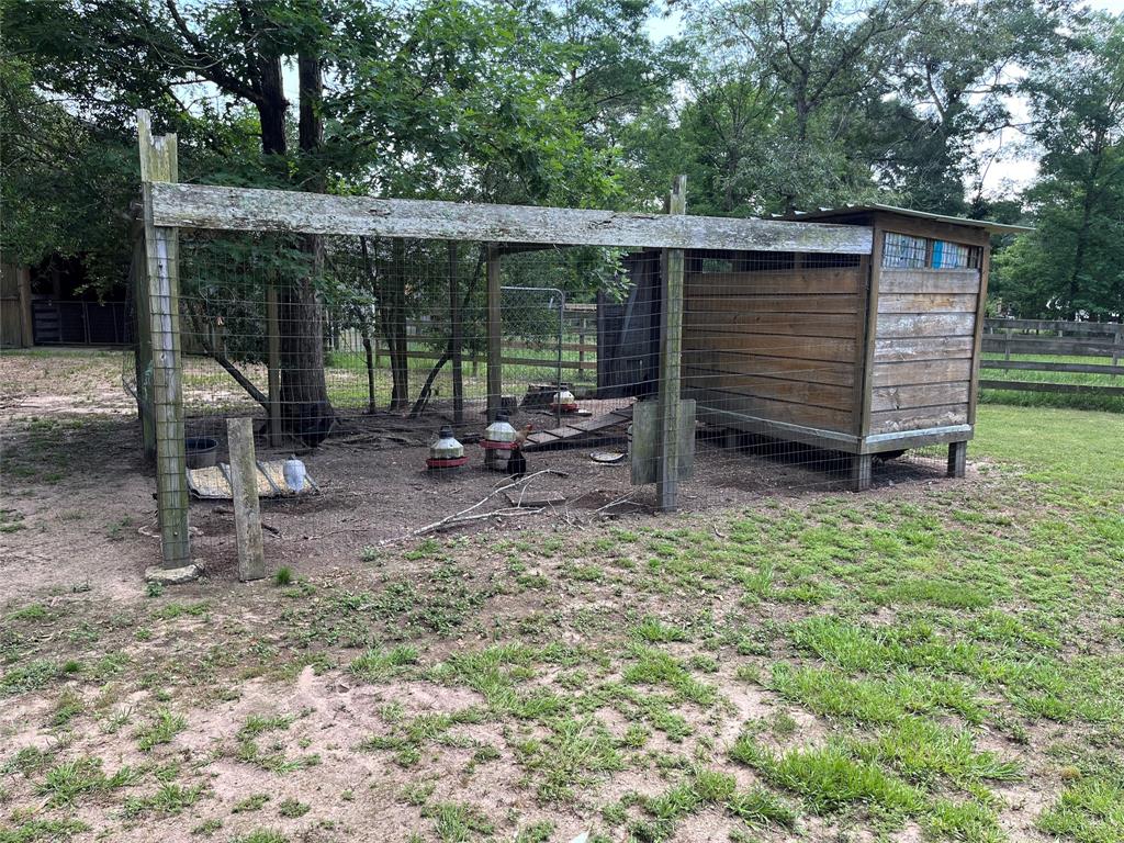 495 Taras Path Path, Livingston, Texas image 12
