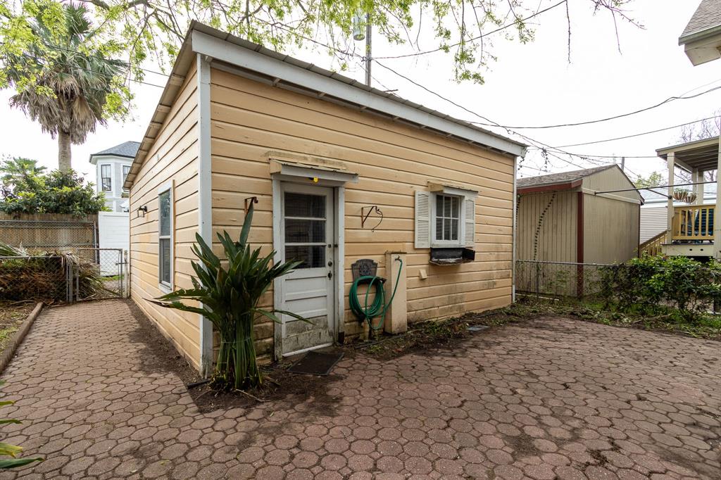 1209 Sealy Street, Galveston, Texas image 29