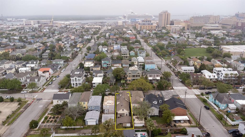 1209 Sealy Street, Galveston, Texas image 35
