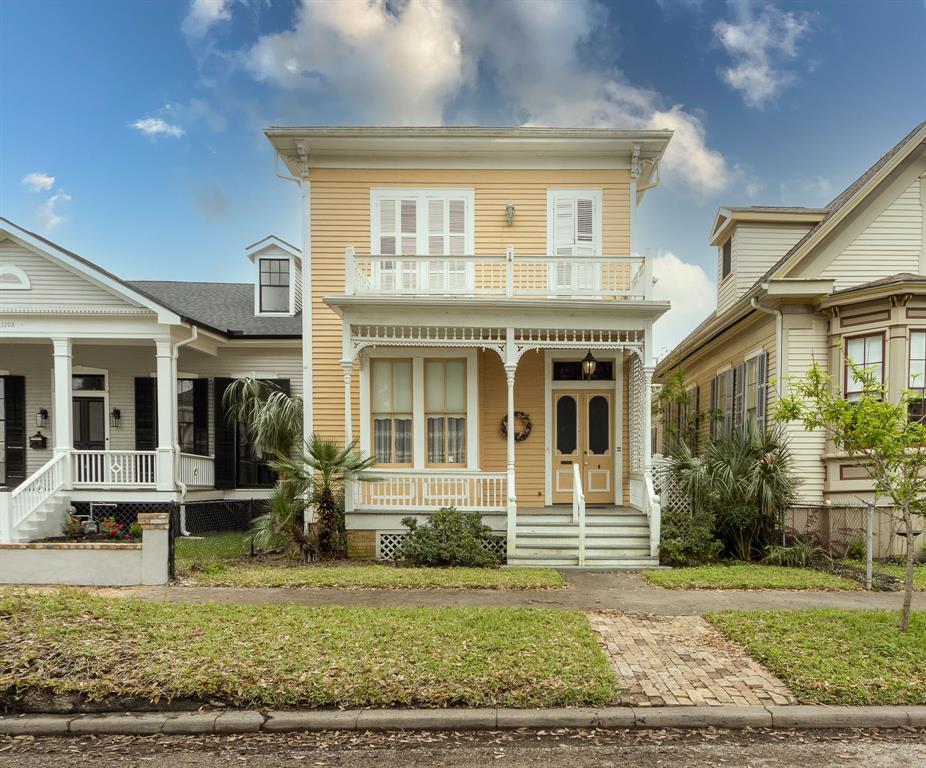 1209 Sealy Street, Galveston, Texas image 1
