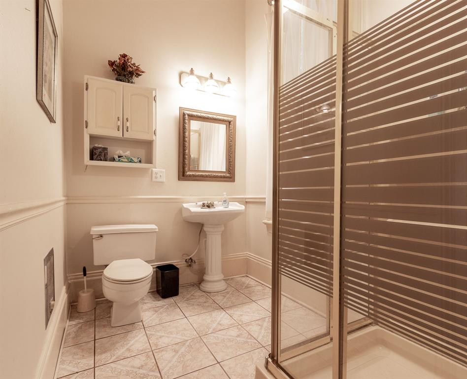 1209 Sealy Street, Galveston, Texas image 10