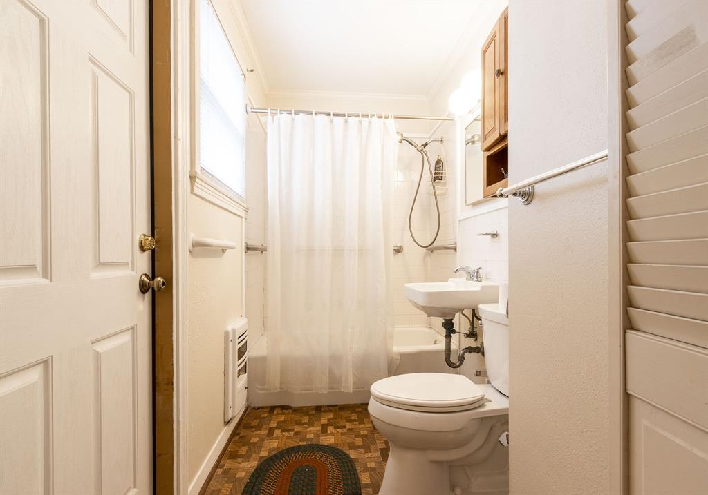 1209 Sealy Street, Galveston, Texas image 19
