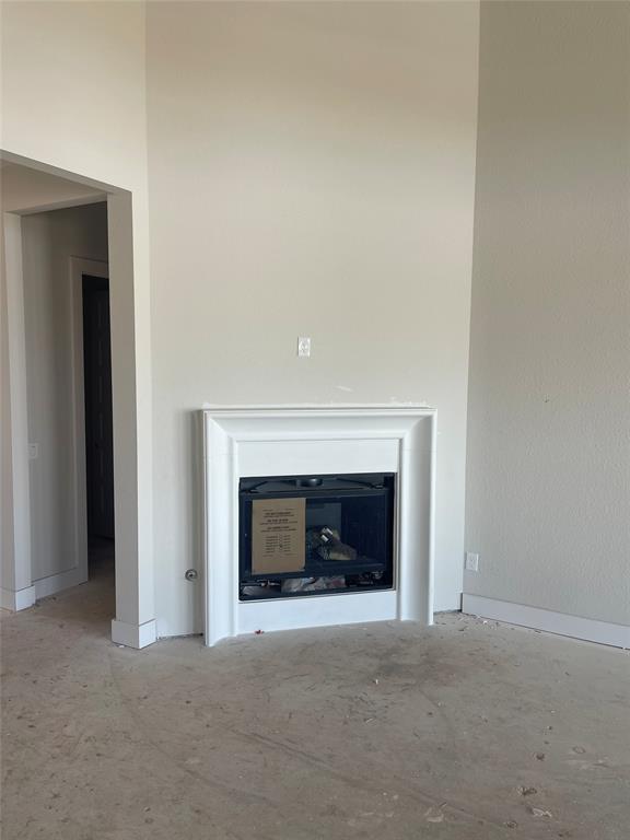 32514 Ebony Jewelwing Court, Fulshear, Texas image 4