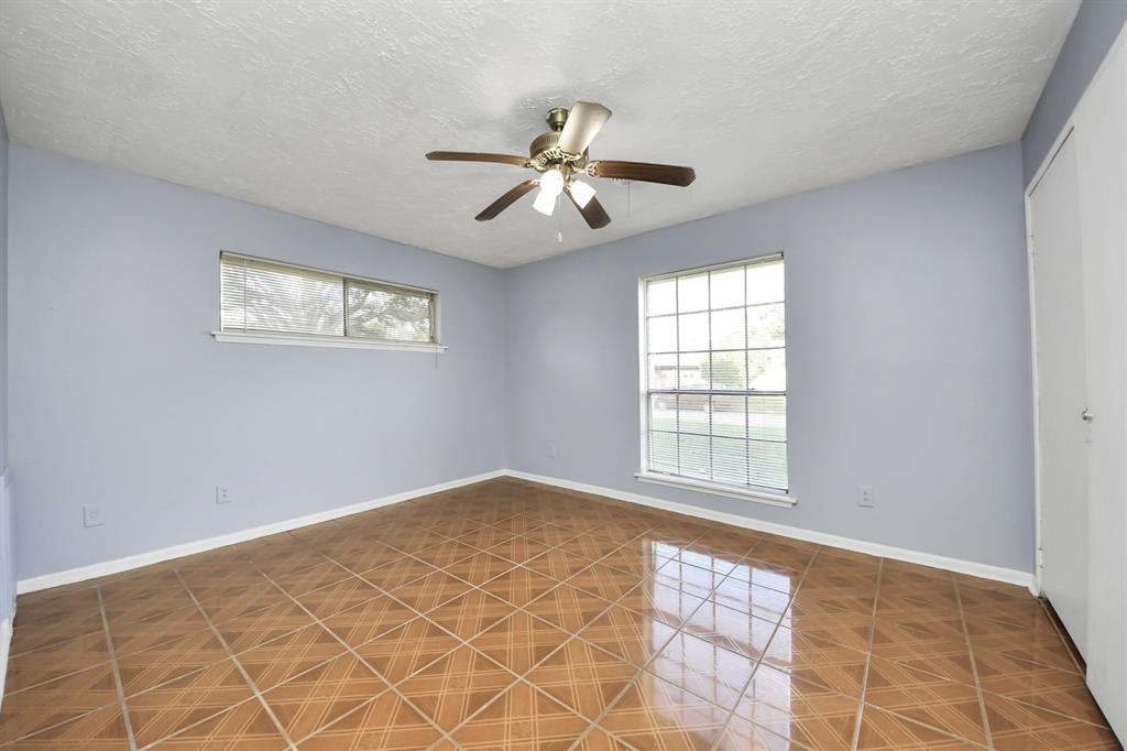 13103 Suzanne Street, Stafford, Texas image 33