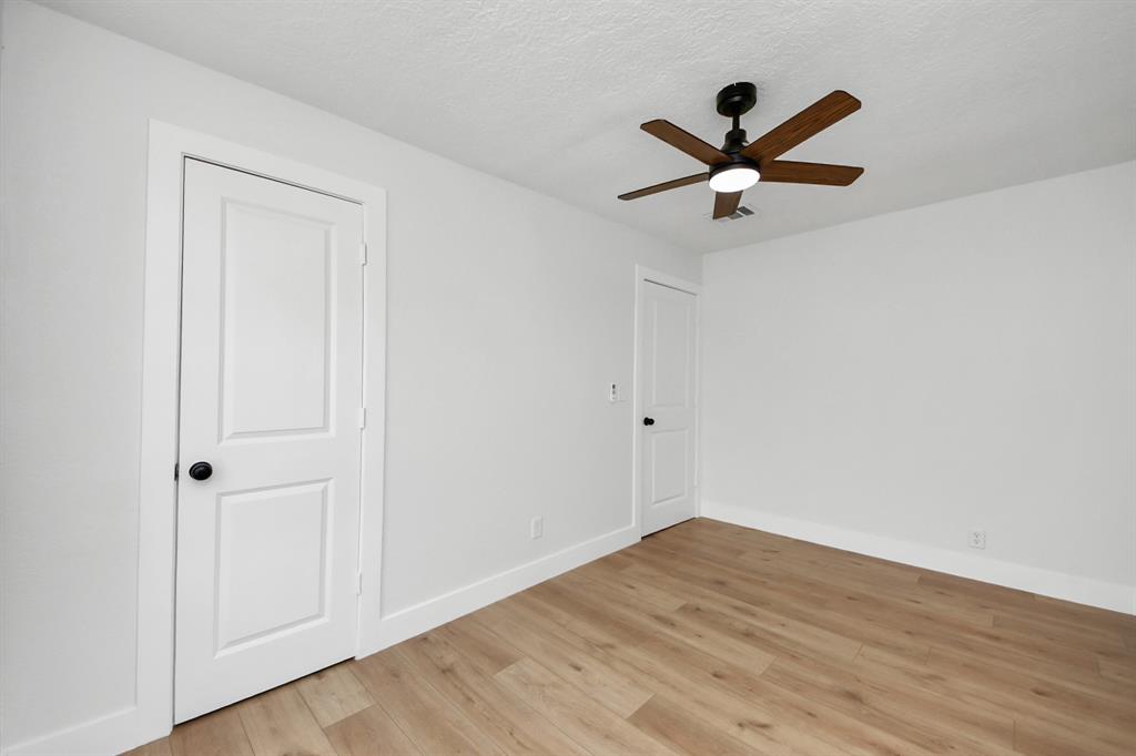 501 Schilling Street, Baytown, Texas image 29