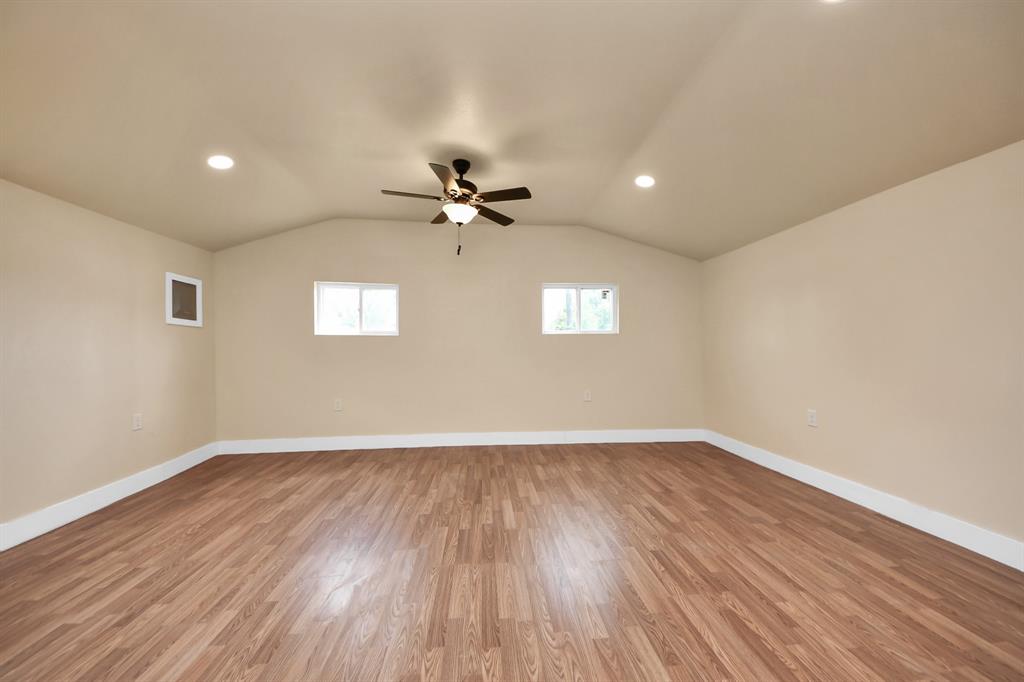 501 Schilling Street, Baytown, Texas image 45