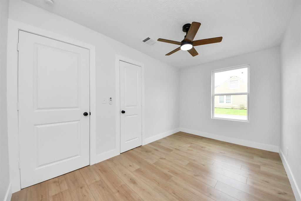 501 Schilling Street, Baytown, Texas image 31