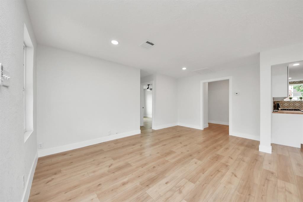 501 Schilling Street, Baytown, Texas image 15