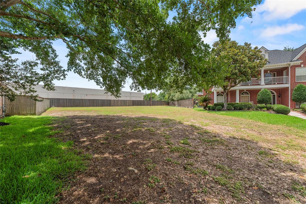 3923 Forbesbury Drive, Houston, Texas image 4