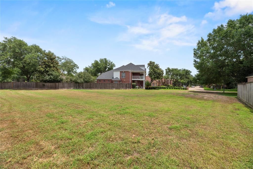 3923 Forbesbury Drive, Houston, Texas image 5