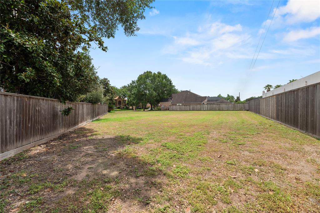 3923 Forbesbury Drive, Houston, Texas image 7