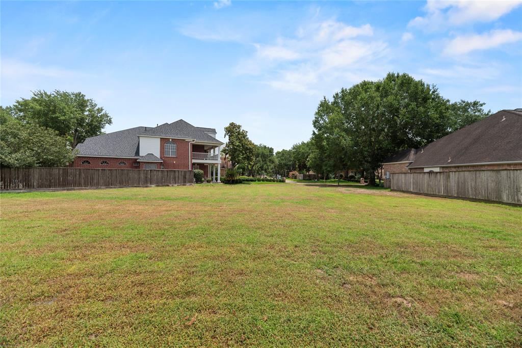 3923 Forbesbury Drive, Houston, Texas image 6