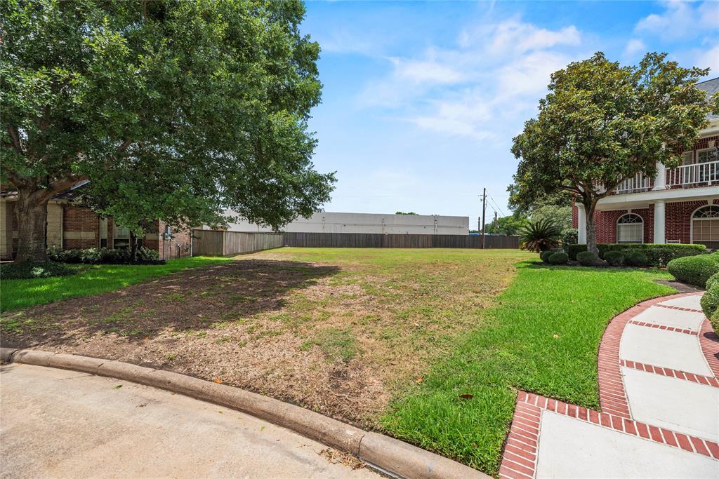3923 Forbesbury Drive, Houston, Texas image 8