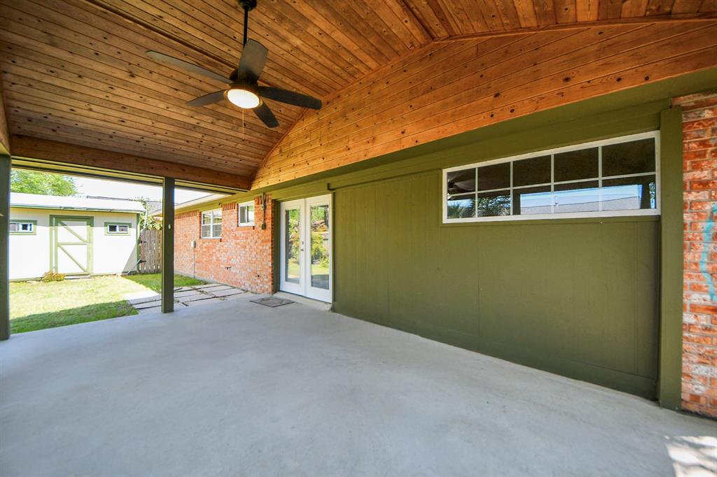 1409 N Park Ridge Drive, Deer Park, Texas image 14