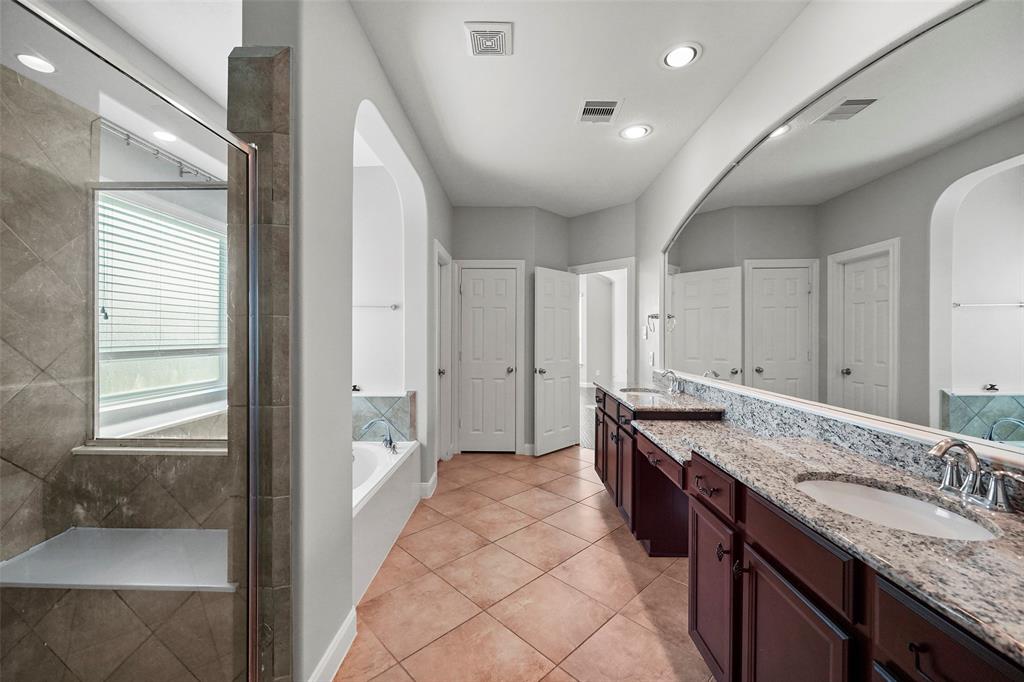 13910 Alex Landing Drive, Humble, Texas image 28