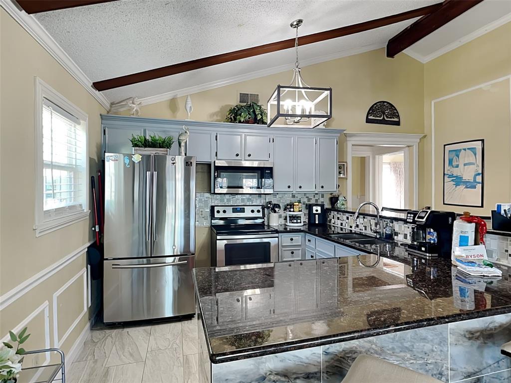 22104 Zapata Drive, Galveston, Texas image 15