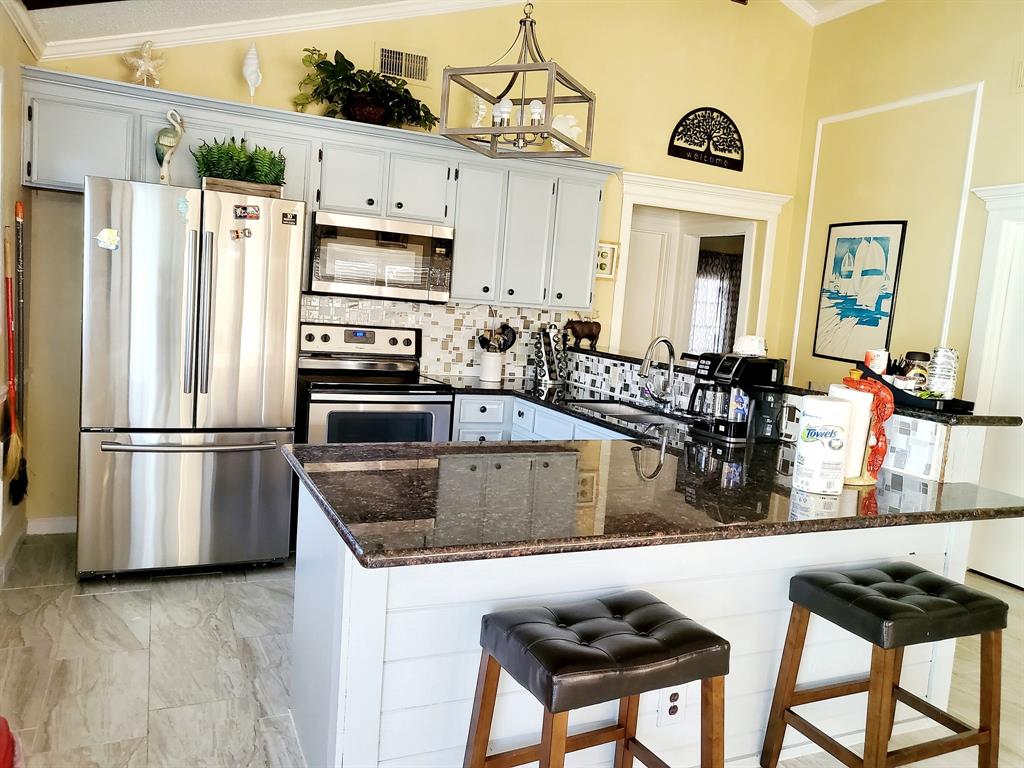 22104 Zapata Drive, Galveston, Texas image 9