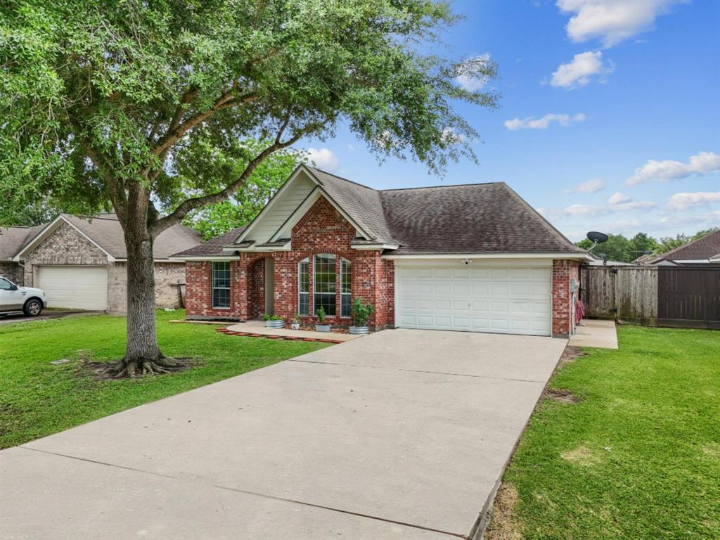 13307 Colton Lane, Santa Fe, Texas image 1