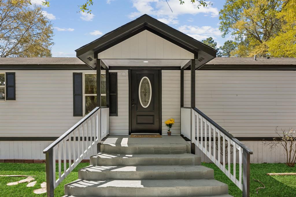 23944 Honeysuckle Drive, Porter, Texas image 1