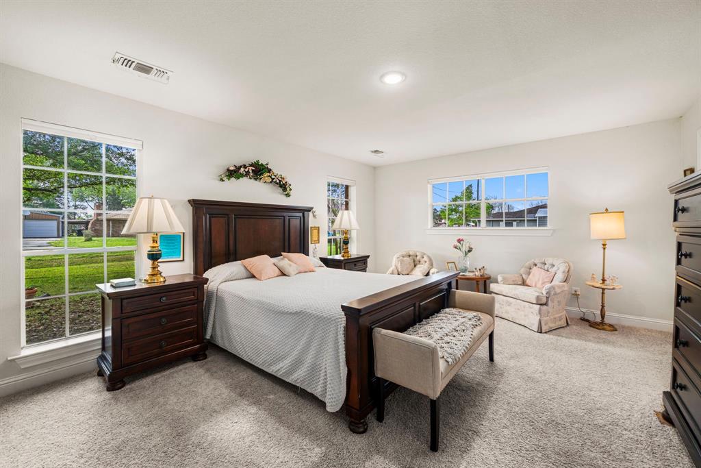 506 Houston Street, Wallis, Texas image 15