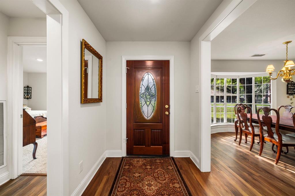 506 Houston Street, Wallis, Texas image 5