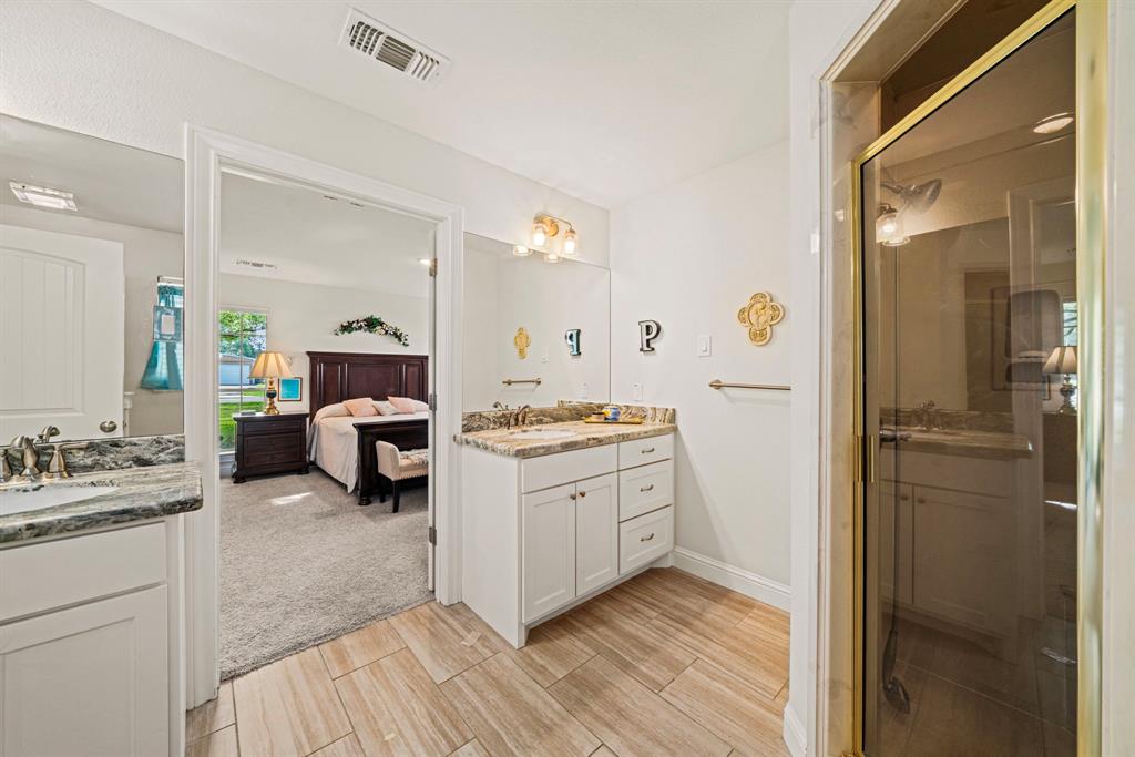 506 Houston Street, Wallis, Texas image 18