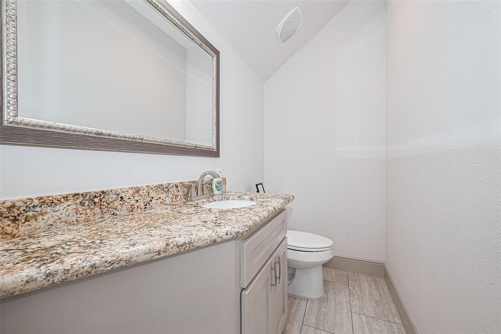 147 Benjis Place, The Woodlands, Texas image 5