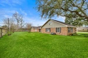 702 S 2nd Street, La Porte, Texas image 5