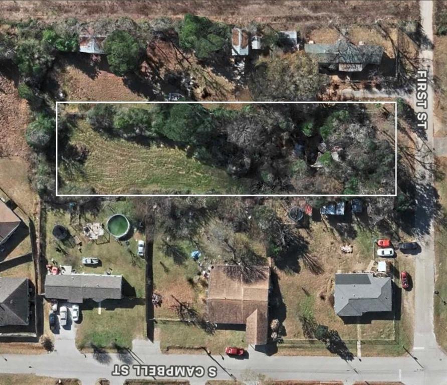 Photo 1 of 3 — 407 1st Street, Willis, TX 77378