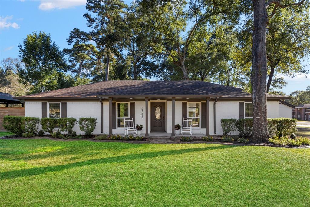 2443 Ripplewood Dr, Conroe, Texas image 1
