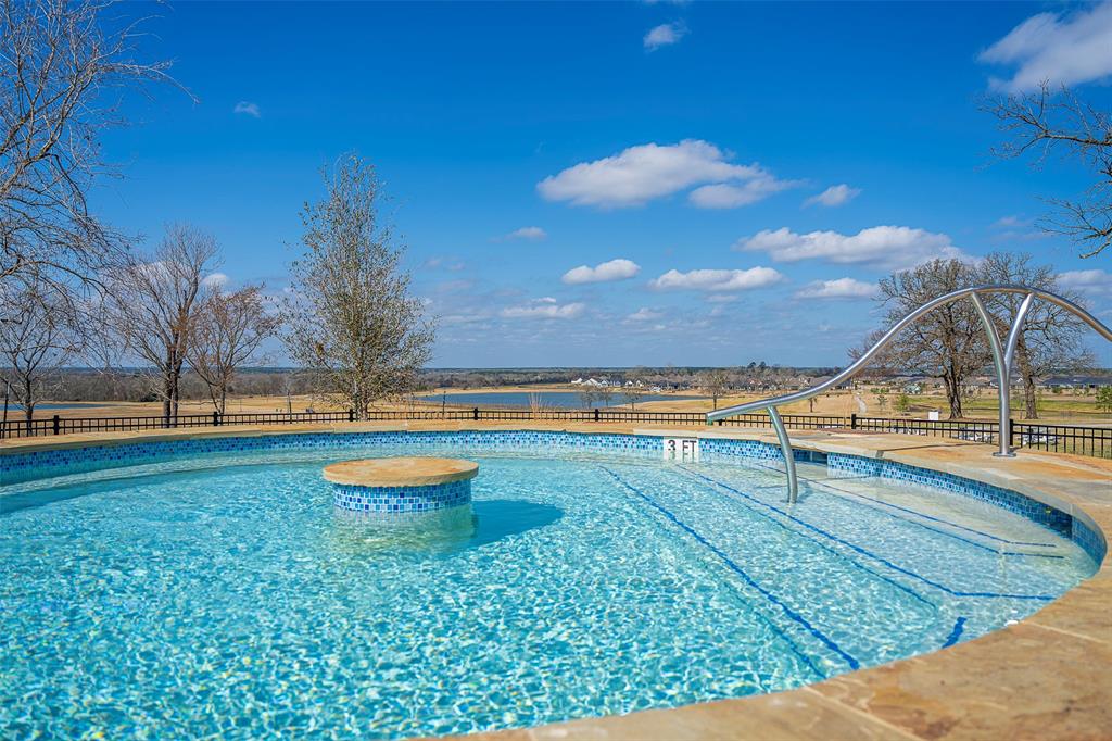9702 Fairway Hills Pass Pass, Willis, Texas image 9