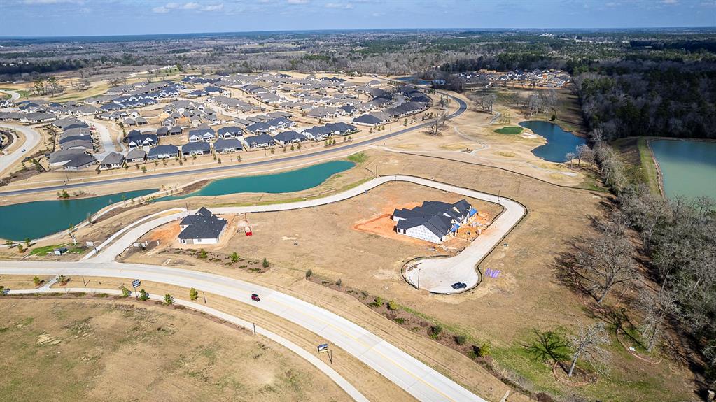9702 Fairway Hills Pass Pass, Willis, Texas image 3