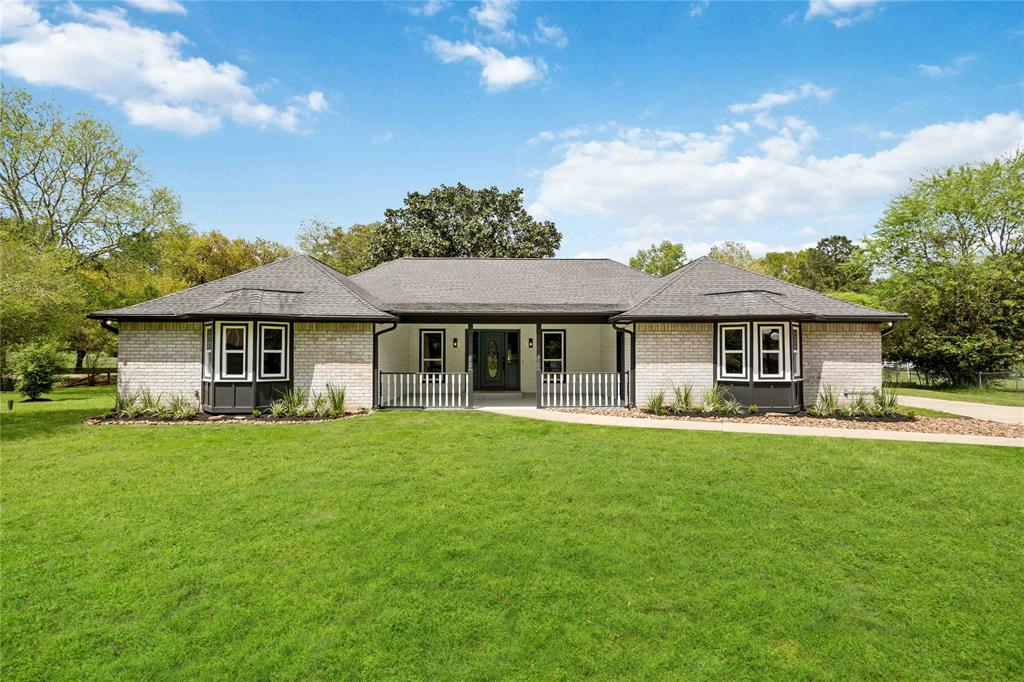 18926 Misty Lane Ln, Tomball, Texas image 2