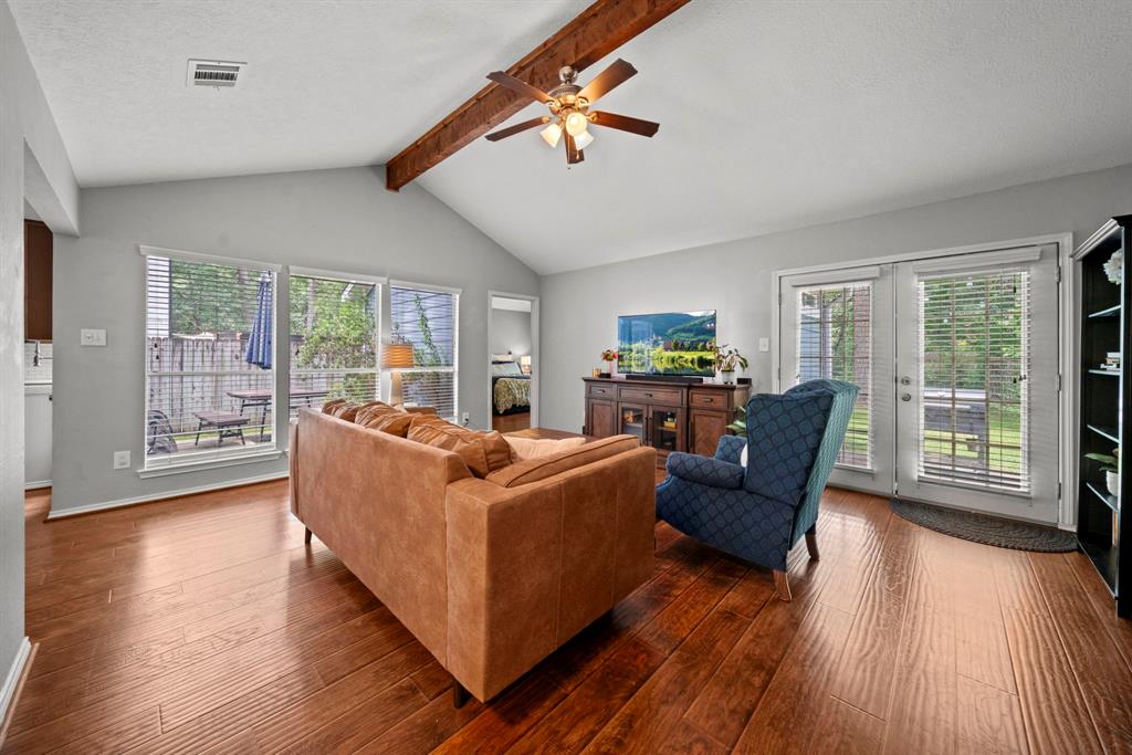 6 Morning Forest Court