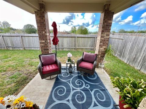 A home in Angleton