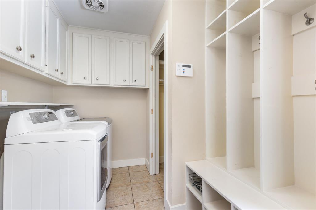 4310 Wigton Drive, Houston, Texas image 34