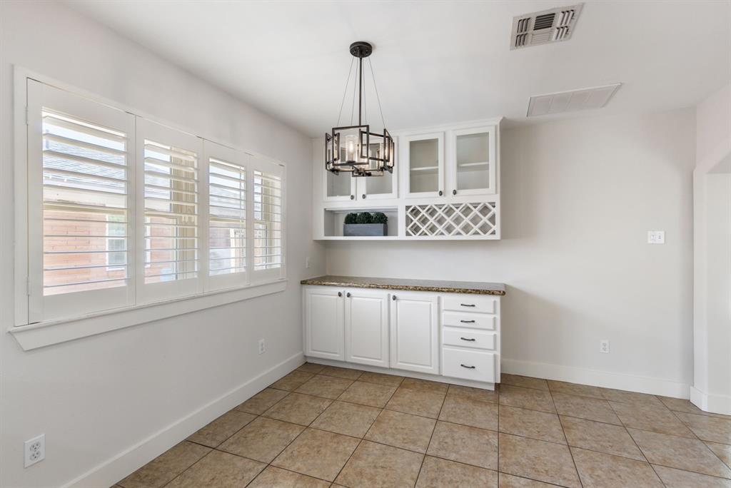 4310 Wigton Drive, Houston, Texas image 9