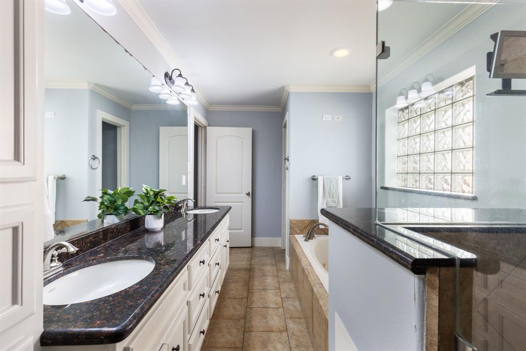 4310 Wigton Drive, Houston, Texas image 26