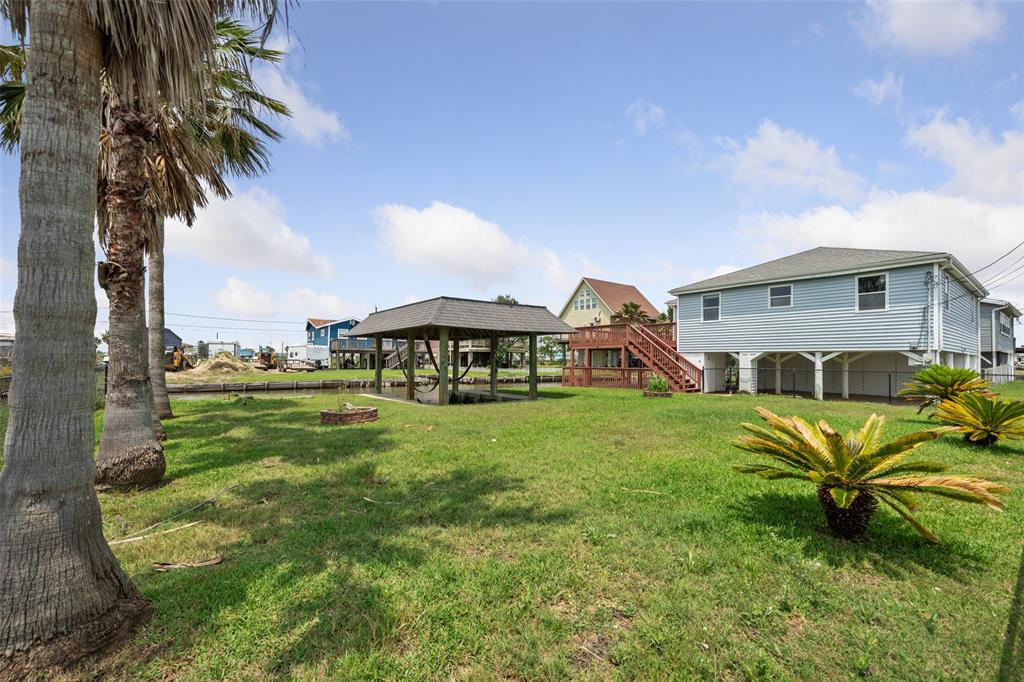 7116 Delesandri Drive, Hitchcock, Texas image 36