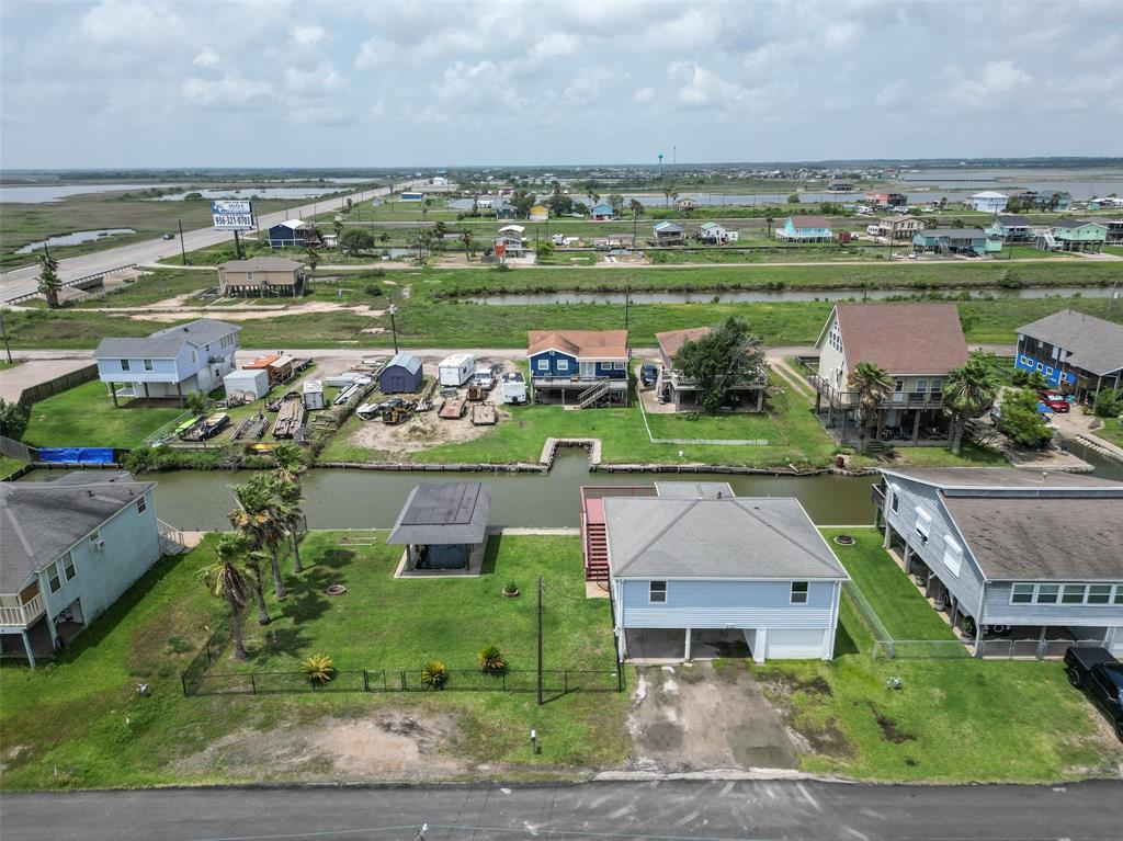 7116 Delesandri Drive, Hitchcock, Texas image 41