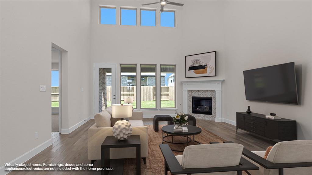5807 Pink Coral Lane