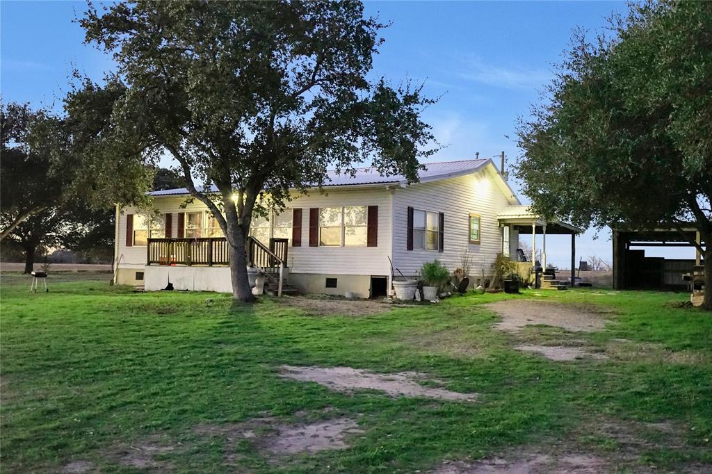 5135 W Us Highway 90, Schulenburg, Texas image 10