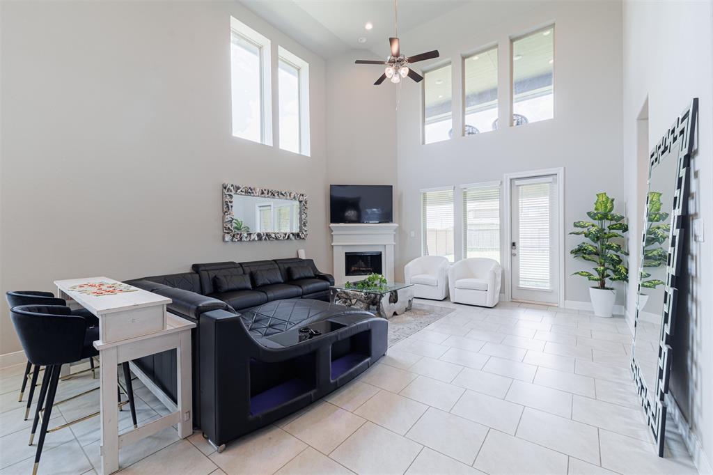 3514 Hampton Landing Court, Katy, Texas image 8
