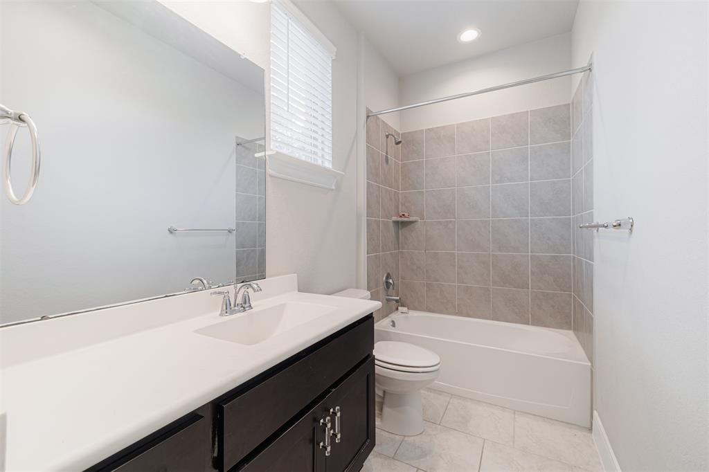 3514 Hampton Landing Court, Katy, Texas image 16