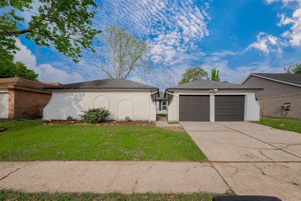 23319 Pennsgrove Road, Spring, Texas image 3